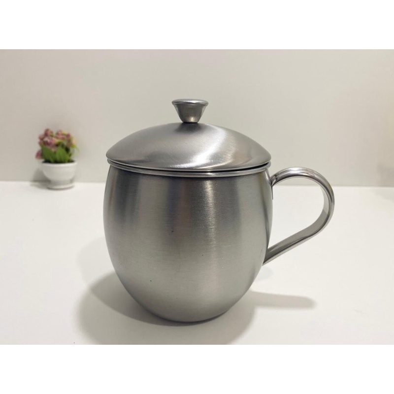 Ca uống nước inox sus 304 có nắp và quai, 700 ml uống trà , caphe