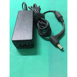 Adapter 19V 2.1A