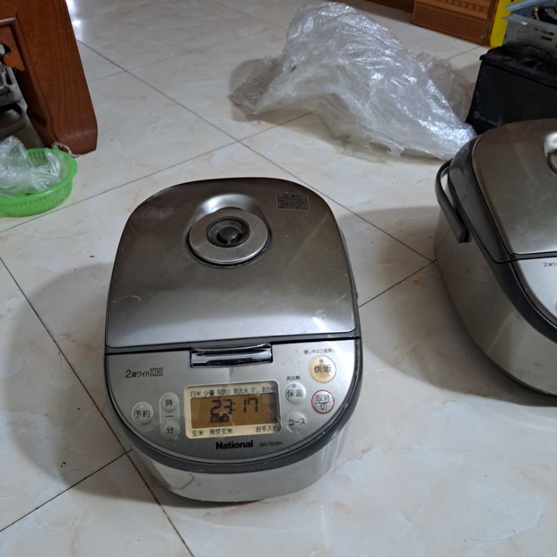 National 1l cao tần điện 100v xoong dầy đẹp