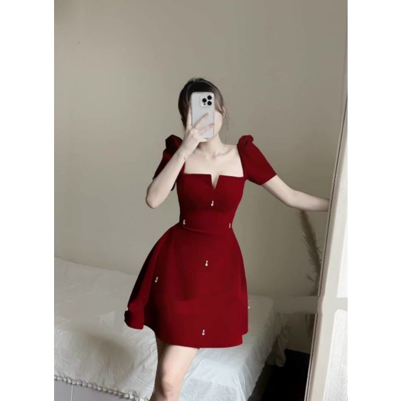 Đầm nhung đính đá chất nhung đẹp