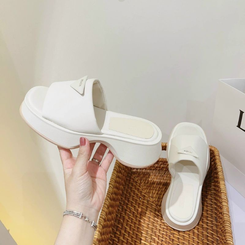 Dép lê nữ độn đế dép bánh mì cao su non mềm đi êm chân hàng full box siêu hot jumato