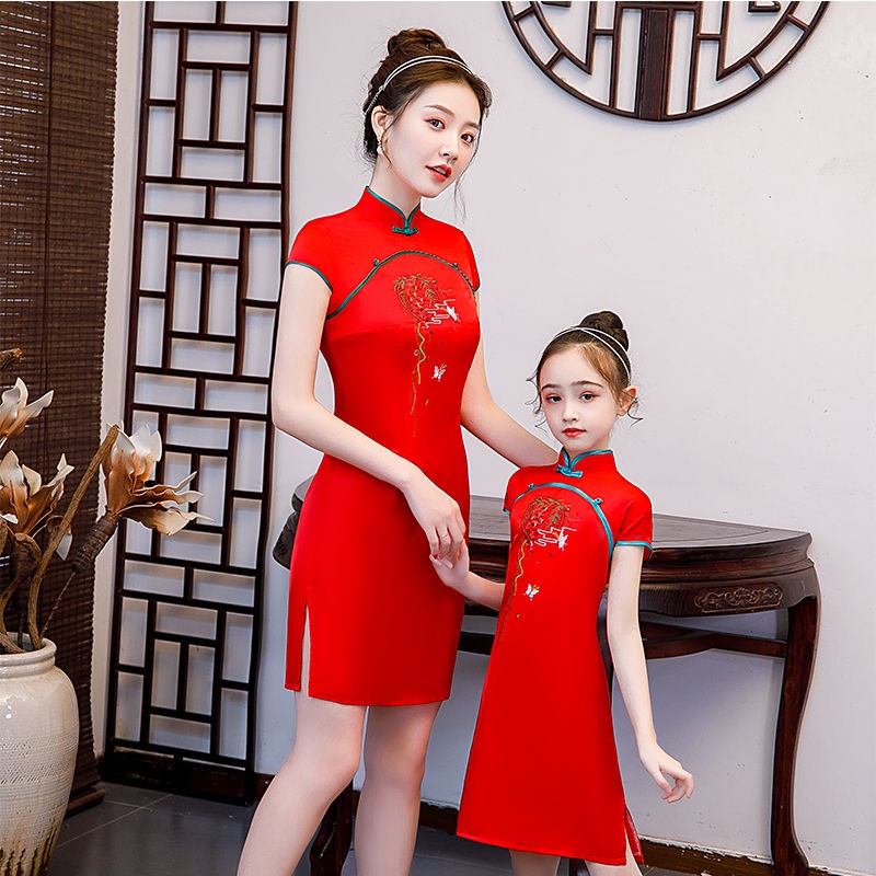 Đầm Sườn Xám Tay Ngắn Phong Cách Hanfu Cổ Điển Thời Trang Cho Mẹ Và Bé Mới