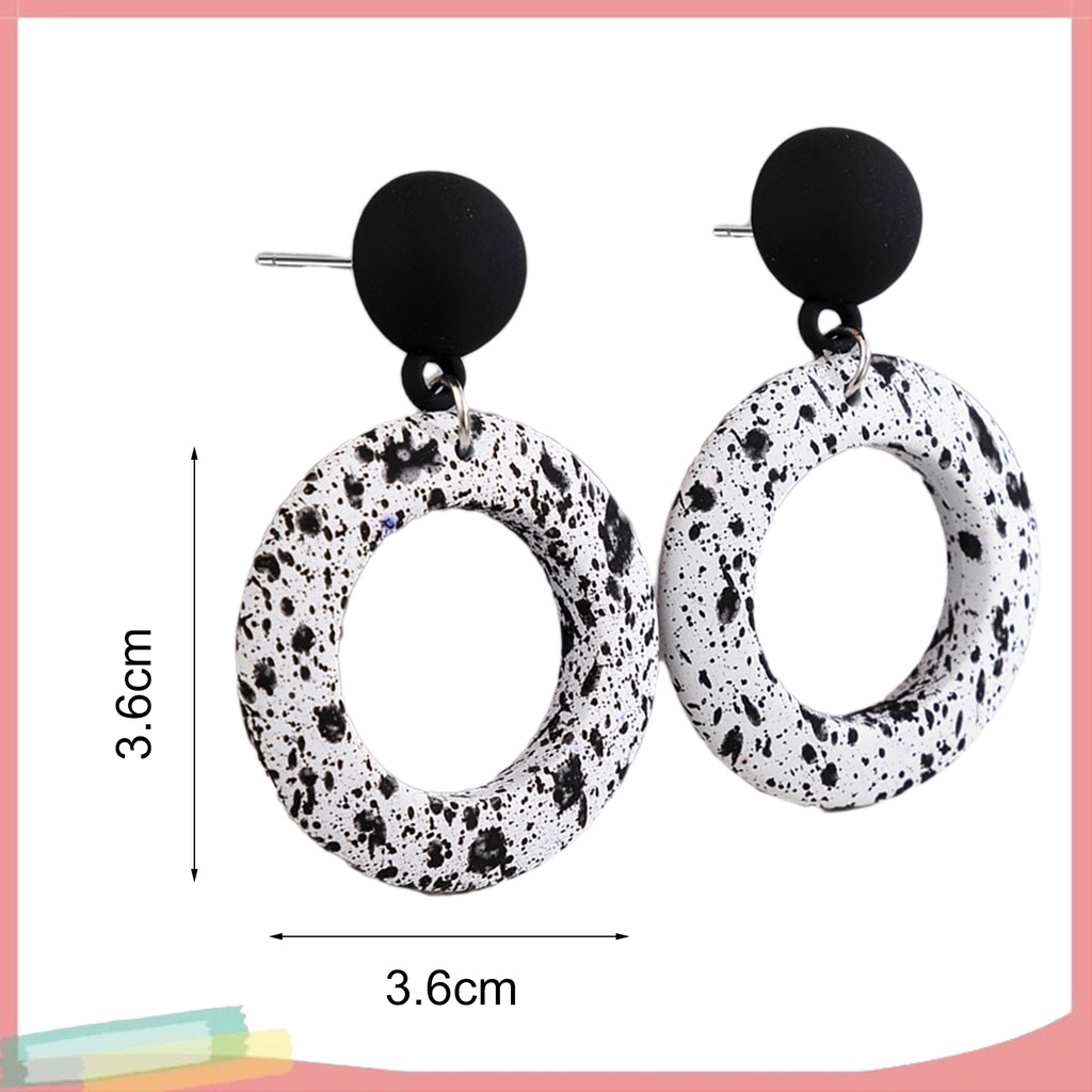 Đôi khuyên tai hình tròn màu trắng đen hợp thời trang cho nữ