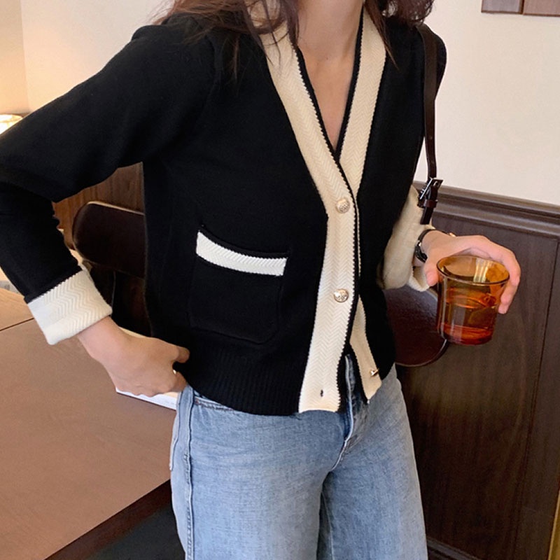 Áo Dệt Kim Tay Dài Cổ Chữ V Màu Tương Phản Thời Trang Hàn Quốc Cho Nữ