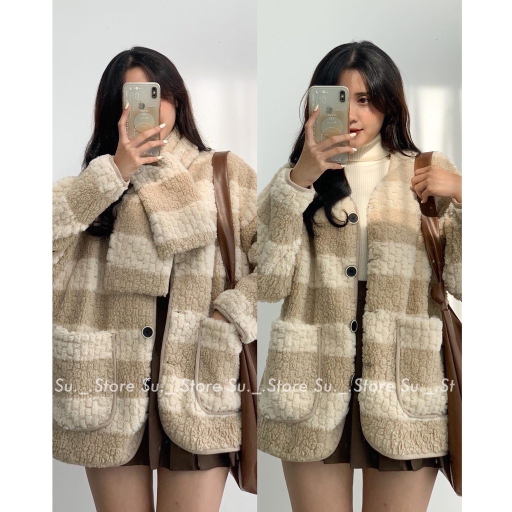 Áo khoác lông kẻ ngang túi trước kèm khăn A2572 SUSTORE