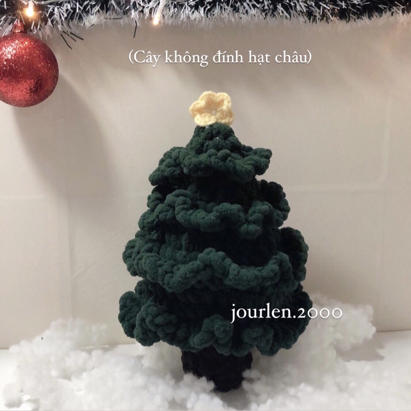 CÂY THÔNG LEN TRANG TRÍ NOEL