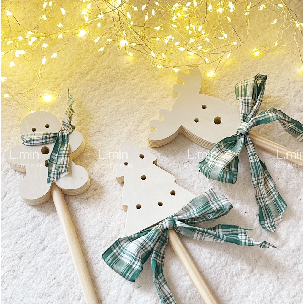 Logo gỗ decor noel