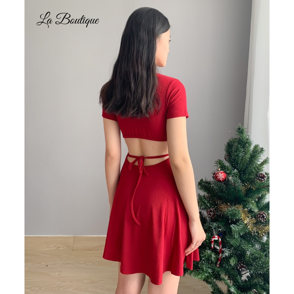 Đầm Xòe Khoét Eo Hở Lưng Ngắn Freesize LA BOUTIQUE dạo phố