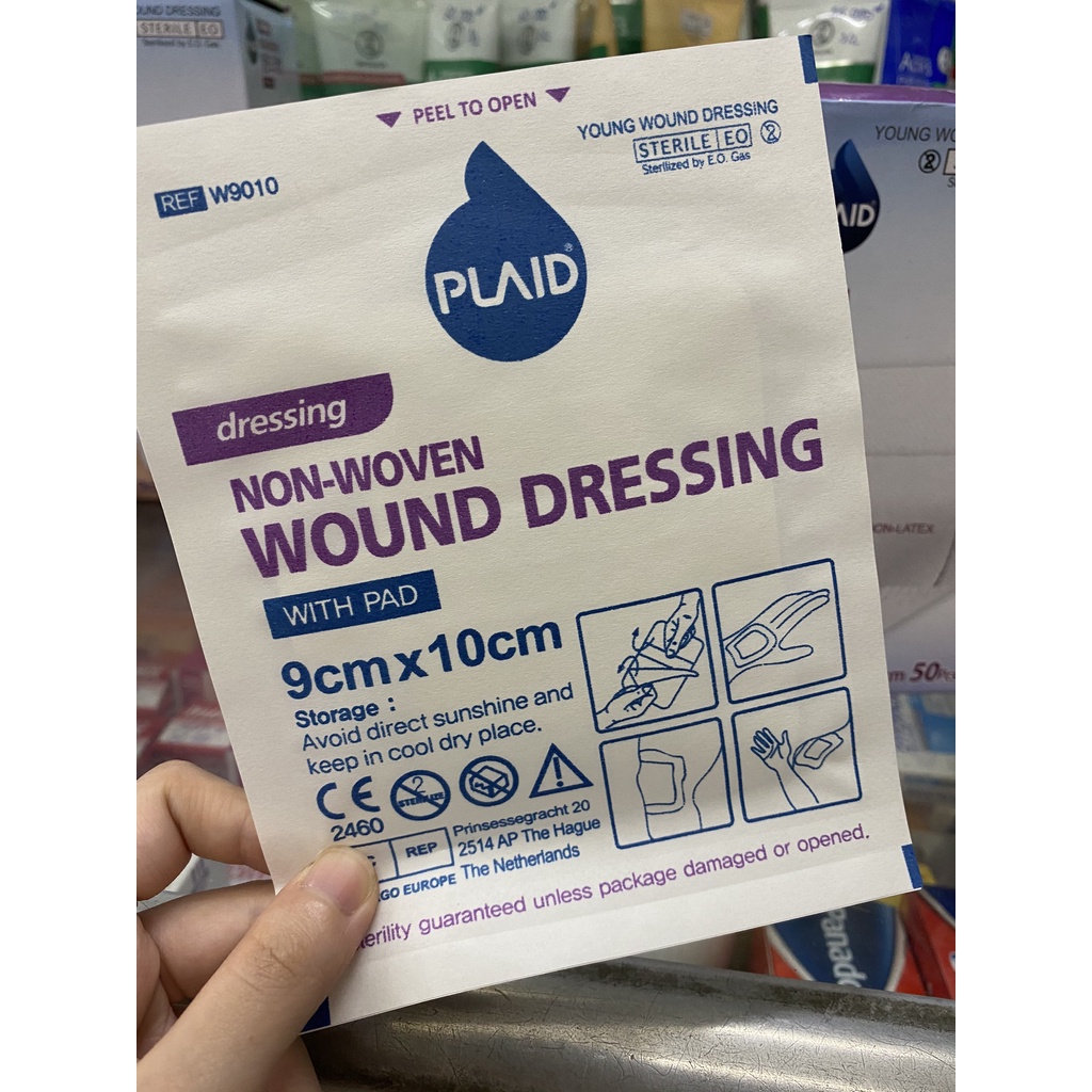 Băng keo có Gạc Vô Trùng Young Wound Dressing dán vết mổ thấm hút tốt combo 10 miếng