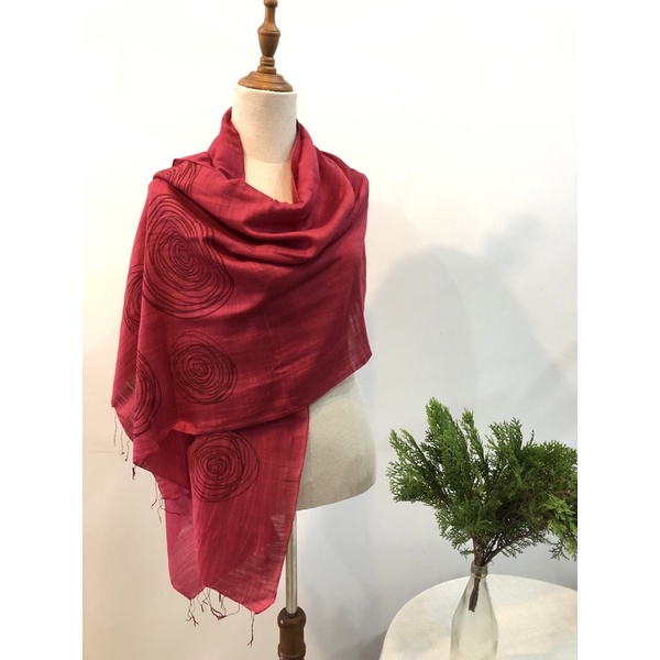 Khăn lụa, Khăn tơ tằm dệt tại Việt Nam, nhuộm màu An toàn, thương hiệu Óng silk,  Mã K33I