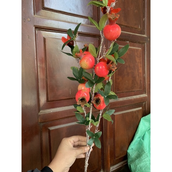 Cành quả lựu 9 quả có hoa
