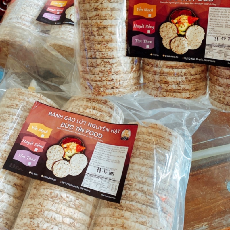 Bánh gạo lứt Đức Tín Food