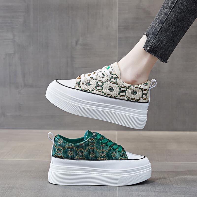 Giày Nữ Độn Đế Tăng Chiều Cao Hai Màu Xanh - Vàng SHOPSIEURE88
