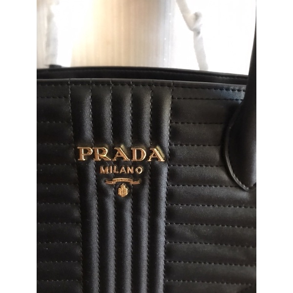 Túi prada auth da thật 32cm