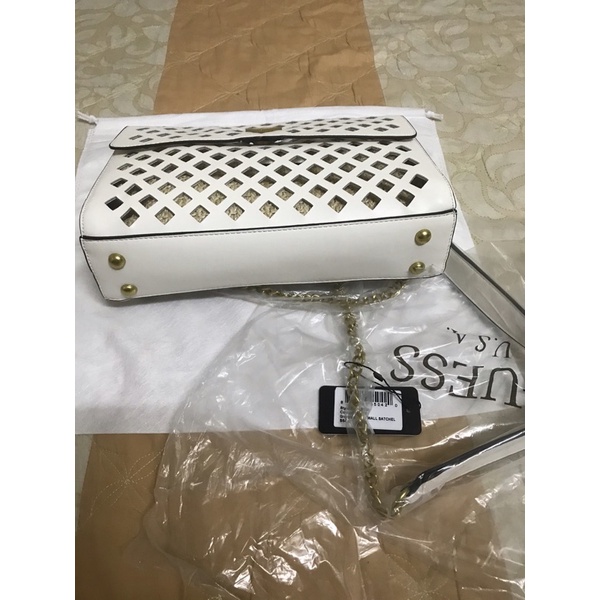 Túi GUESS AUTH xịn siêu hiếm