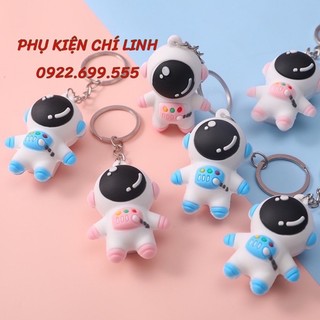 Móc phi hành gia siêu hot - m40