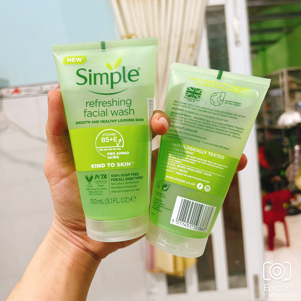 Sữa rửa mặt Simple Refreshing Facial Wash Gel