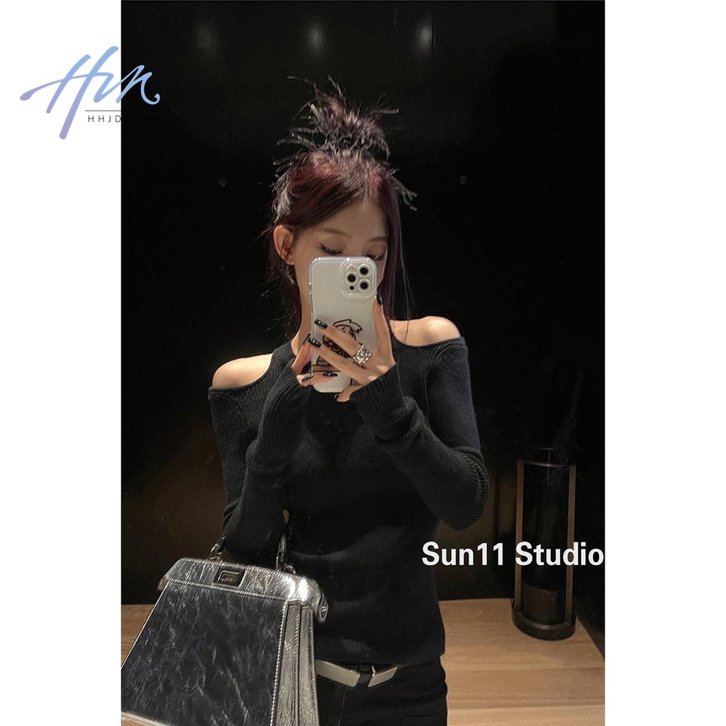 Áo Sweater Trễ Vai Dáng Ôm Thiết Kế Ngọt Ngào Dễ Phối Đồ