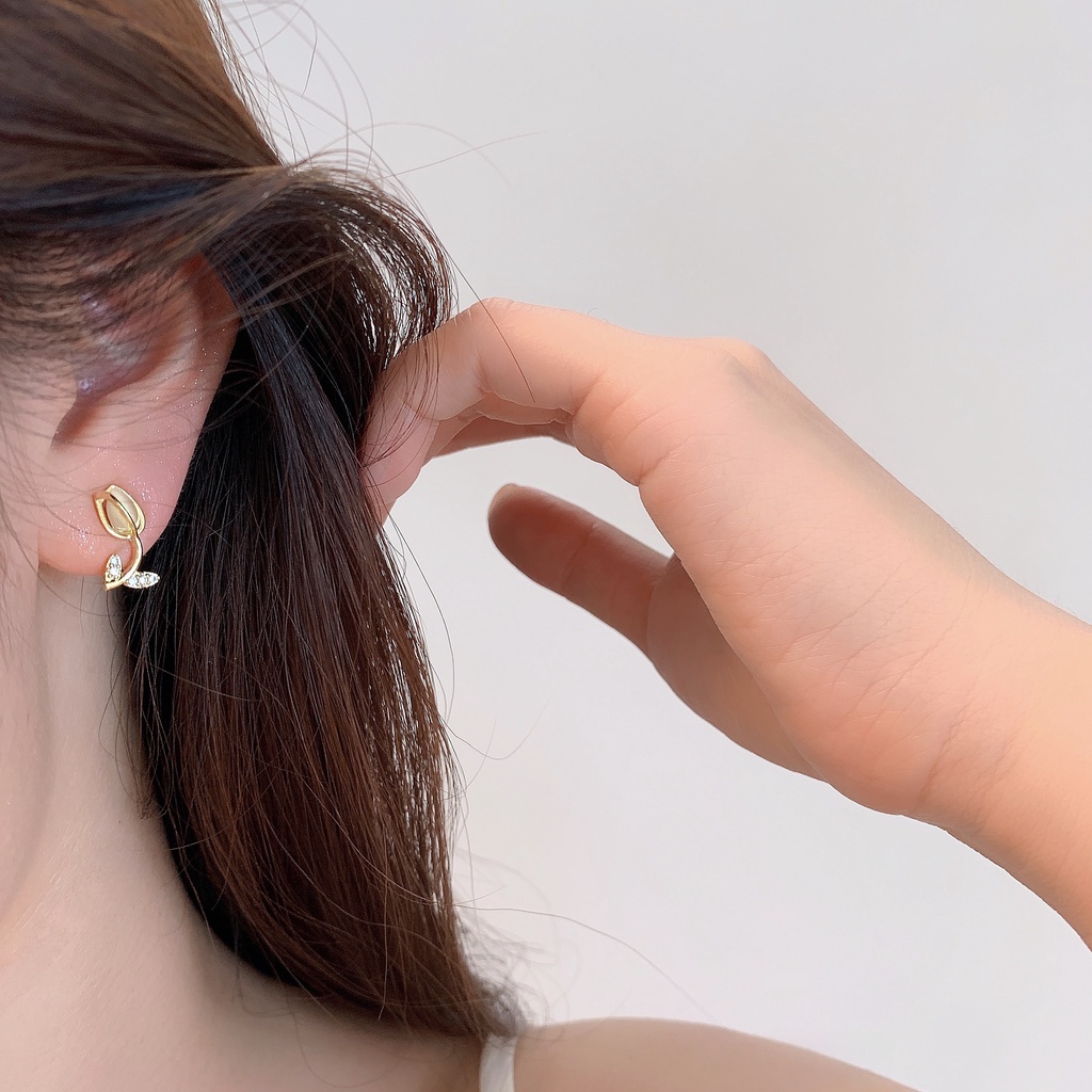 Khuyên tai kẹp không bấm lỗ chốt cố định K275 bằng hợp kim mạ vàng hình bông hoa đính đá dáng ngắn minisize Leous