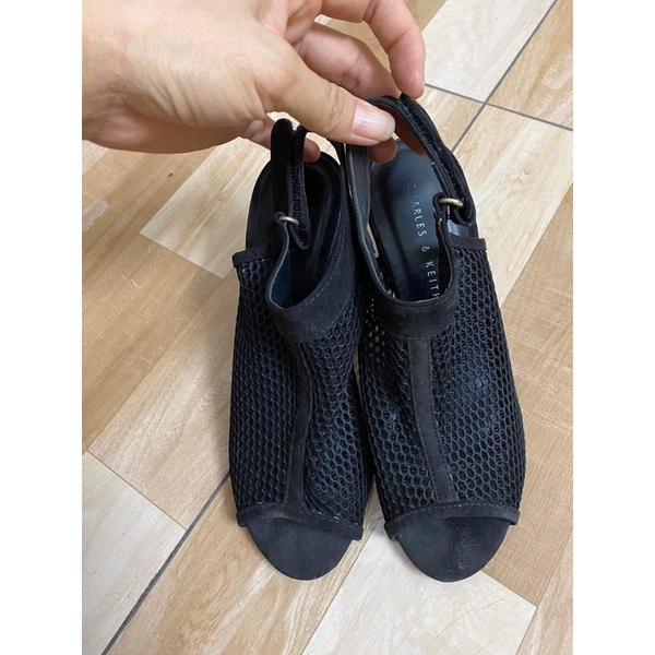 pass thanh lý đồ cá nhân: dép cao gót size 36 hàng cao cấp đi êm chân chắc chắn
