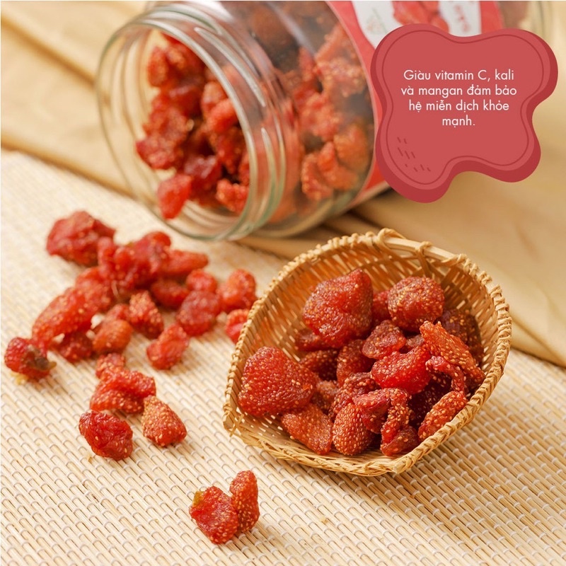 Dâu tây sấy dẻo Không Đường Đà Lạt loại ngon Đóng hũ