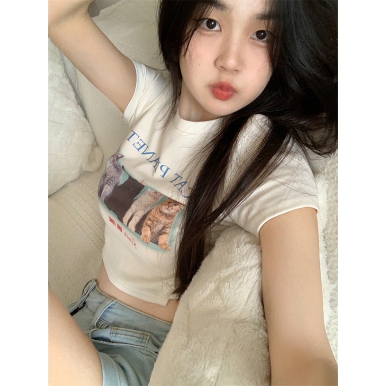 Áo Thun Crop Top Tay Ngắn Màu Trắng In Họa Tiết Thời Trang Quyến Rũ Cho Nữ