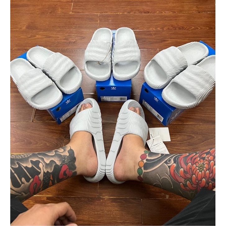 Dép quai ngang Adidas Adilette 22 "Clear Grey"  Màu Ghi Xám| PiuPiu Authentic