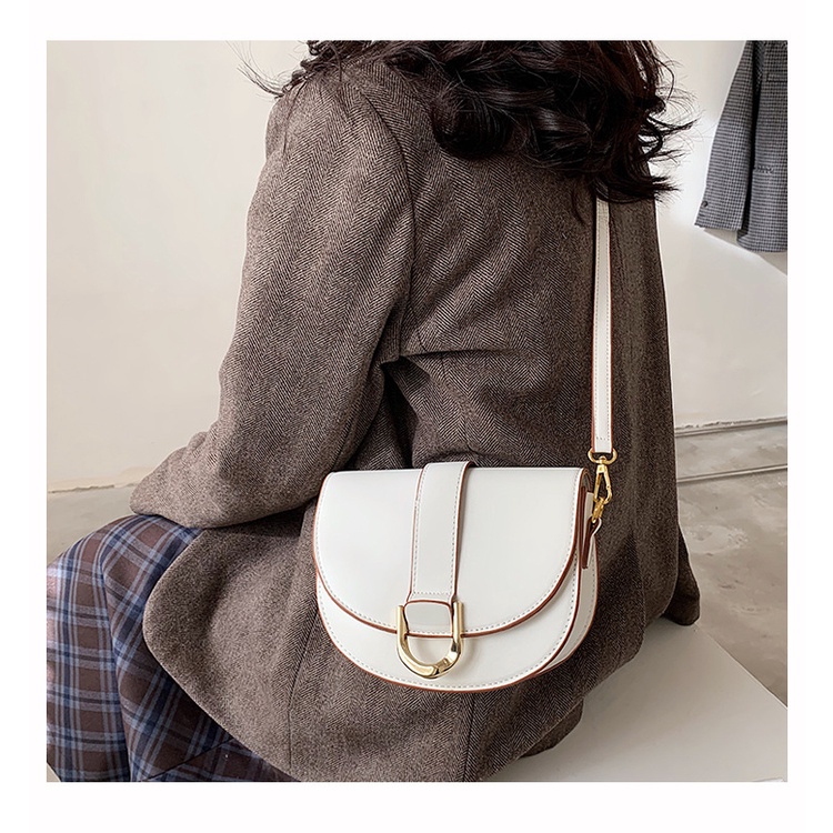 Túi xách nữ túi đeo chéo kẹp nách dáng tròn da trơn hình bán nguyệt phong cách hàn quốc 8135