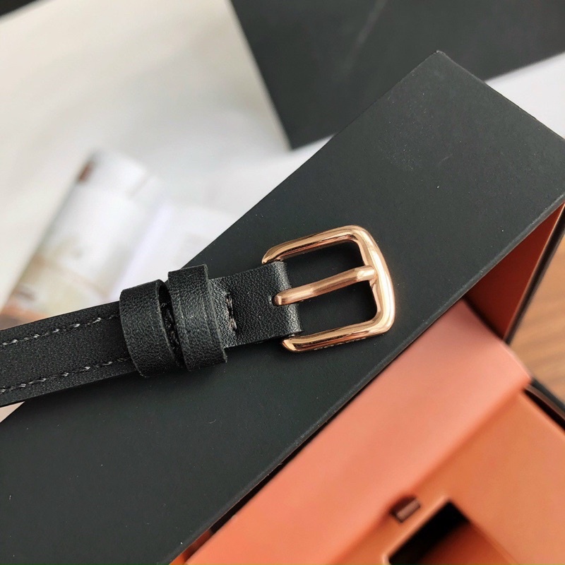 Đồng hồ nữ dây da