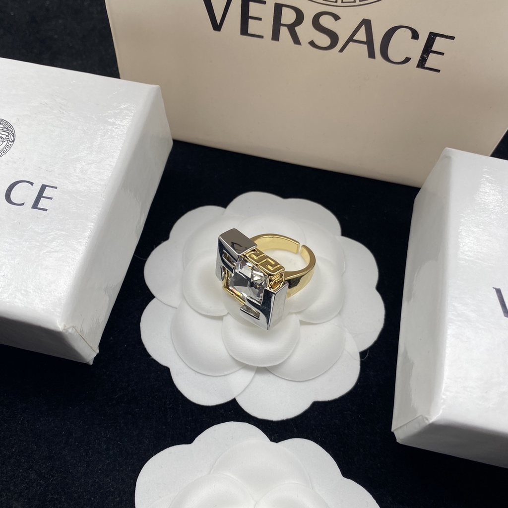 Vòng cổ / Vòng Tay VERSACE Bằng Thép Titan Thời Trang Cao Cấp Cho Nam Nữ