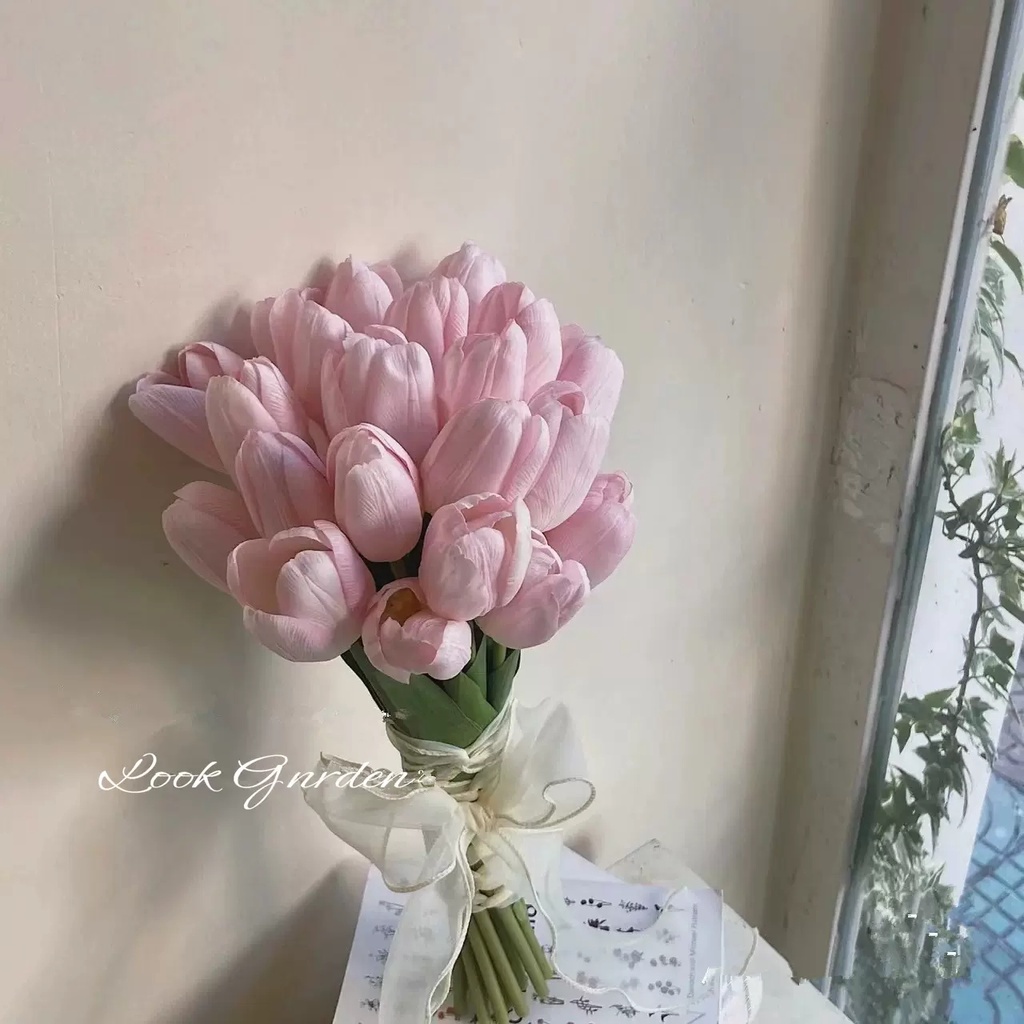 Bó Hoa Tulip Giả Trang Trí Tiệc Cưới / Làm Quà Tặng Valentine | BigBuy360 - bigbuy360.vn