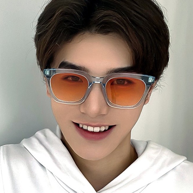Kính Mát Gọng Vuông Bằng Nhựa Nhiều Màu Sắc Đầy Cá Tính
