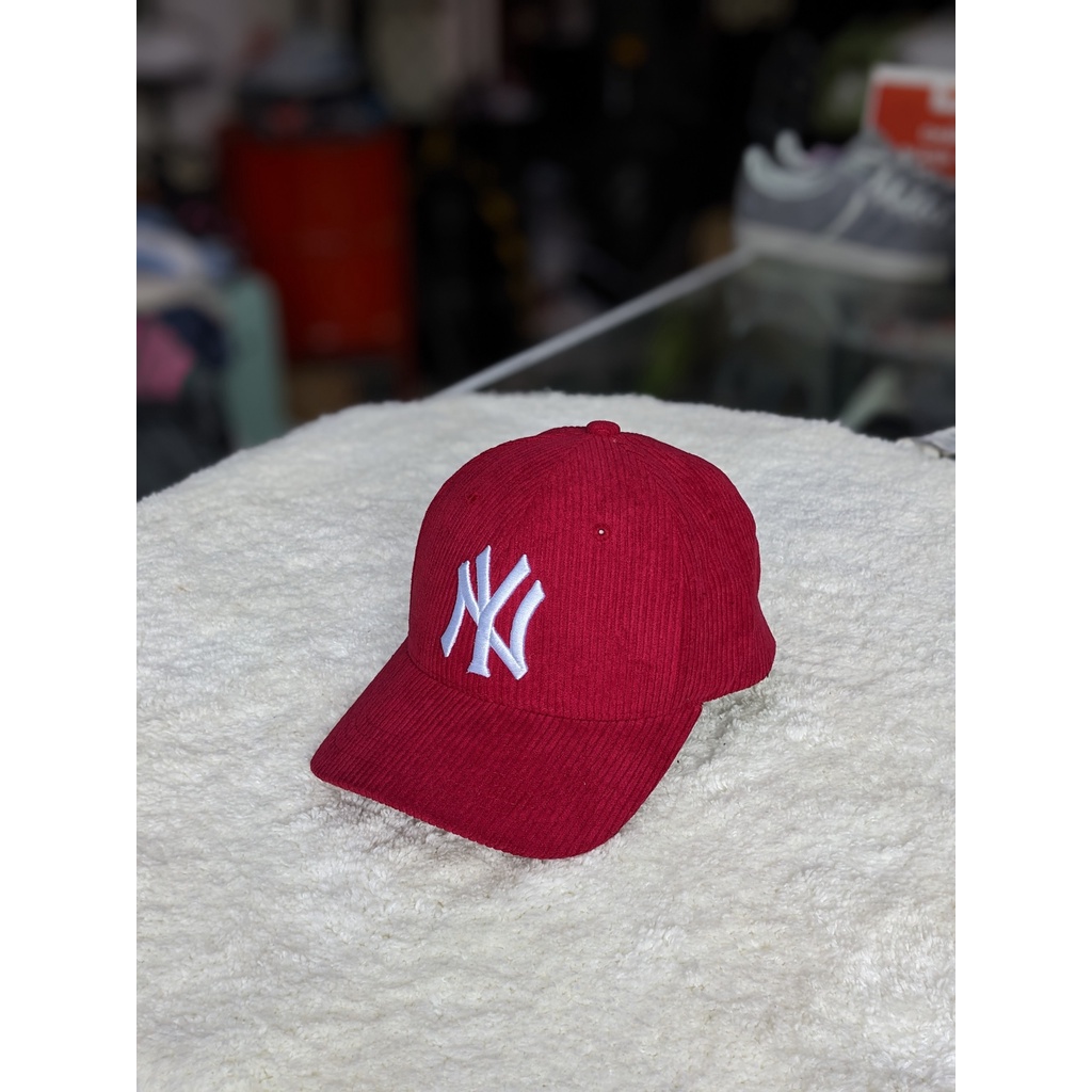 Nón lưỡi trai thời trang MLB Corduroy Cap, nón logo MLB thêu chất nhung tăm
