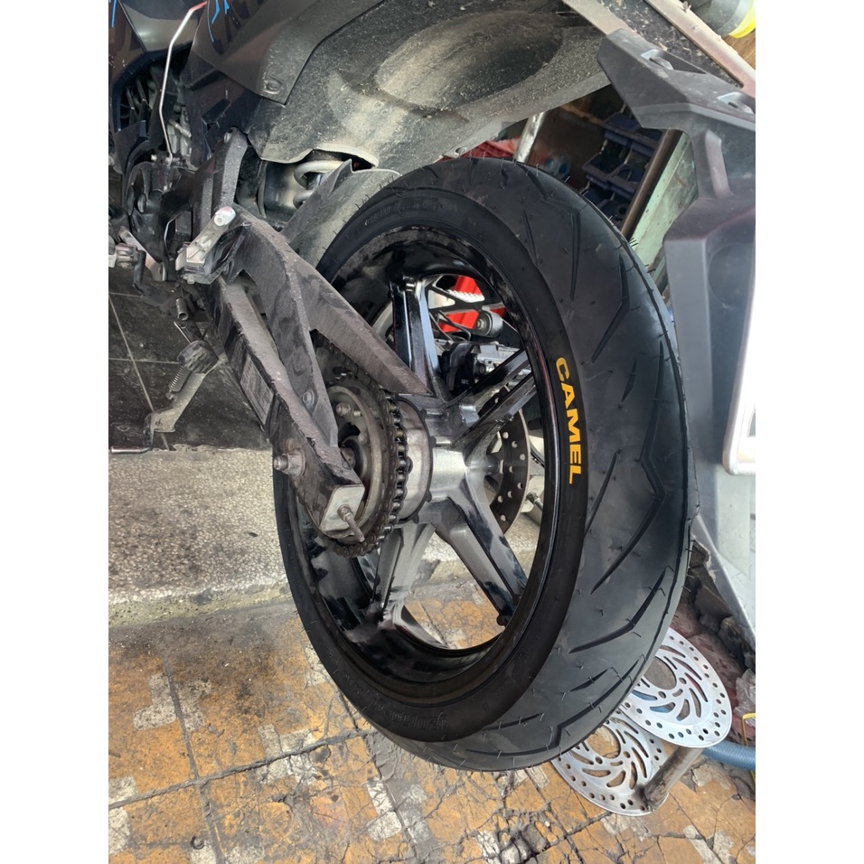 Gai Rosso Camel cho xe số bao đẹp và bao bám đường.