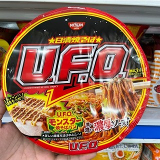 Mì xào yakisoba kèm sốt UFO Nissin 128g