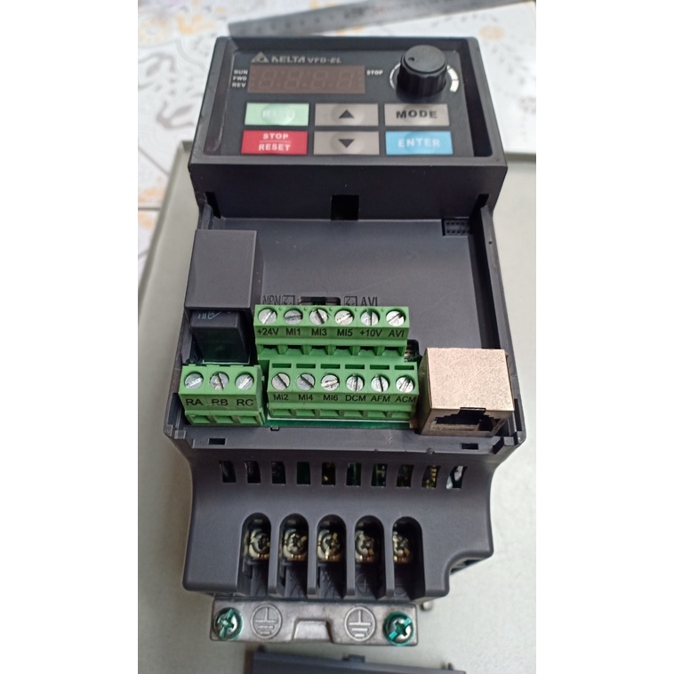 Biến tần Delta VDF037EL43A 3.7Kw-380V