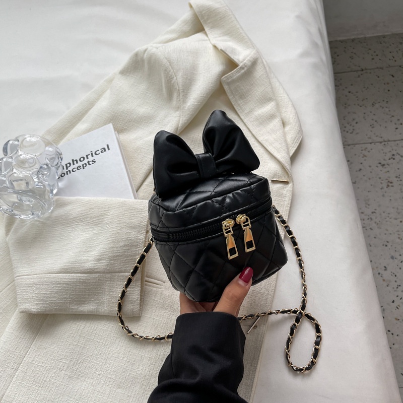 Túi Đeo Chéo Một Dây Xích Hình Thoi Mini Dành Cho Nữ