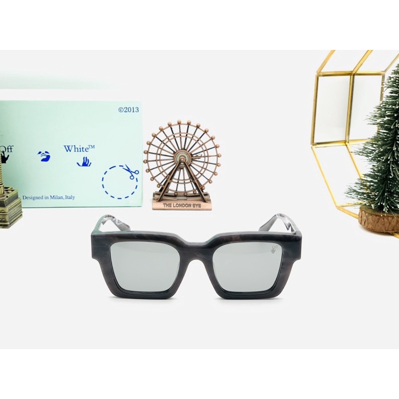 KÍNH OFF WHITE