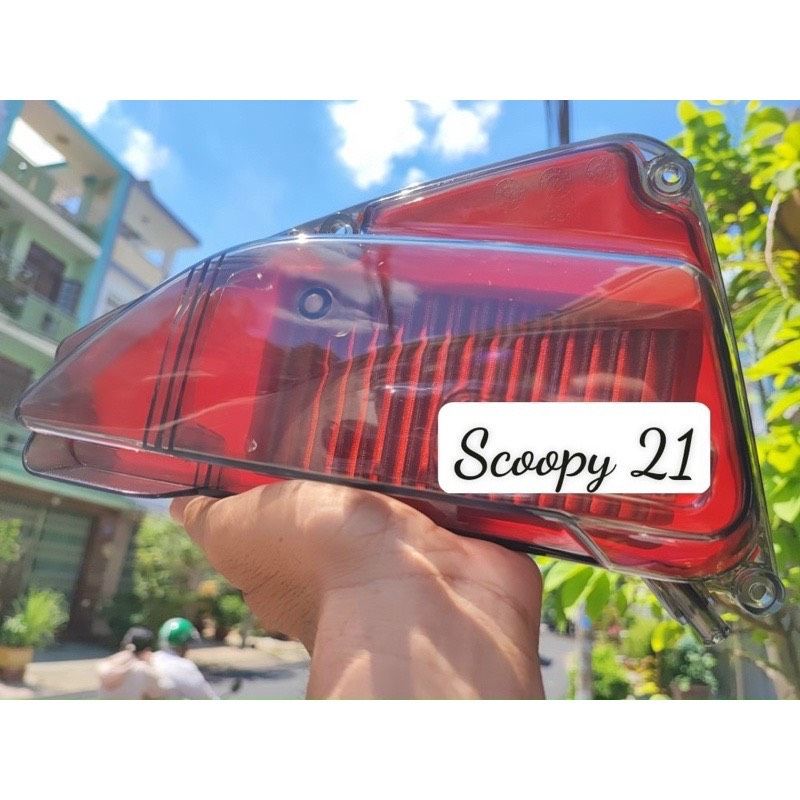 Ốp Pô E & Lọc Gió Thép Xe Scoopy Đời 2021-2022 Trong Suốt & khối (có tăng 2 con thú)