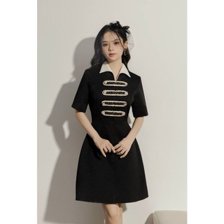 Đầm sơ mi tay ngắn tay ngực thêu