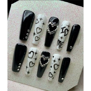 Nail box thiết kế đính đá xinh xắn