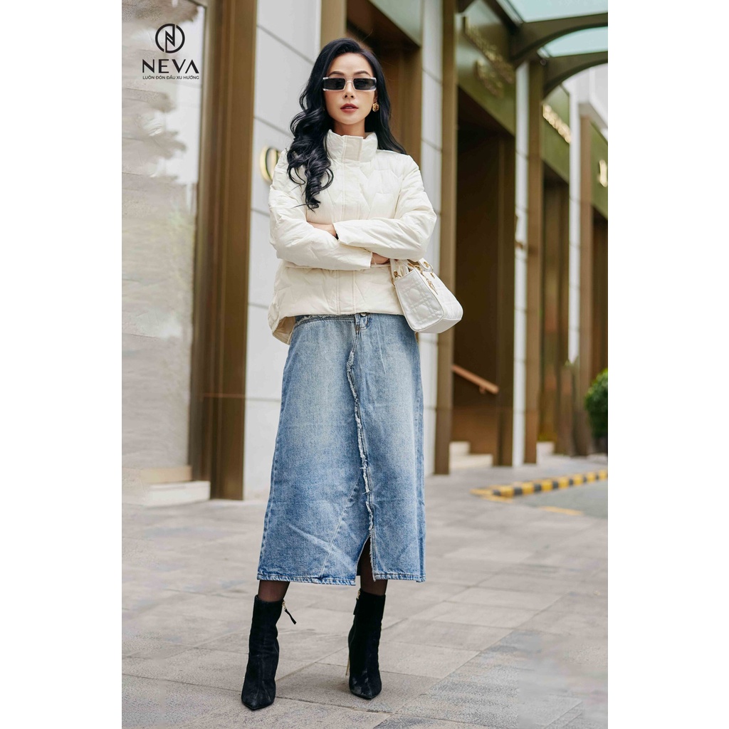 Áo phao nữ NEVA 2 màu đen - trắng 22F4W640003T011