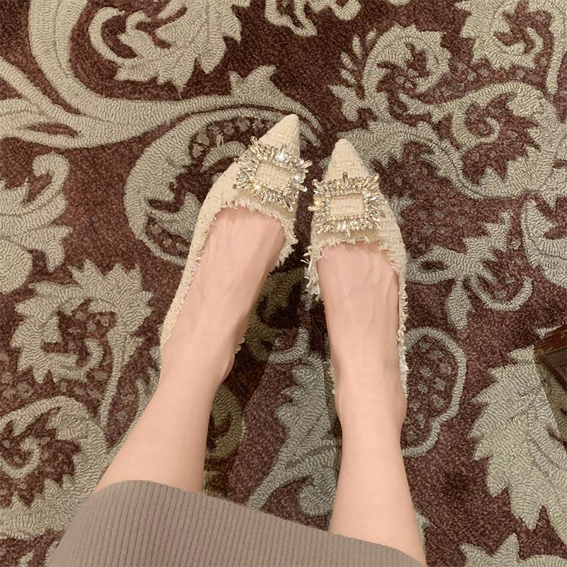 Giày Mũi Nhọn Gót Thấp Đính Đá Thời Trang Thu Đông 2022 Mới Cho Nữ