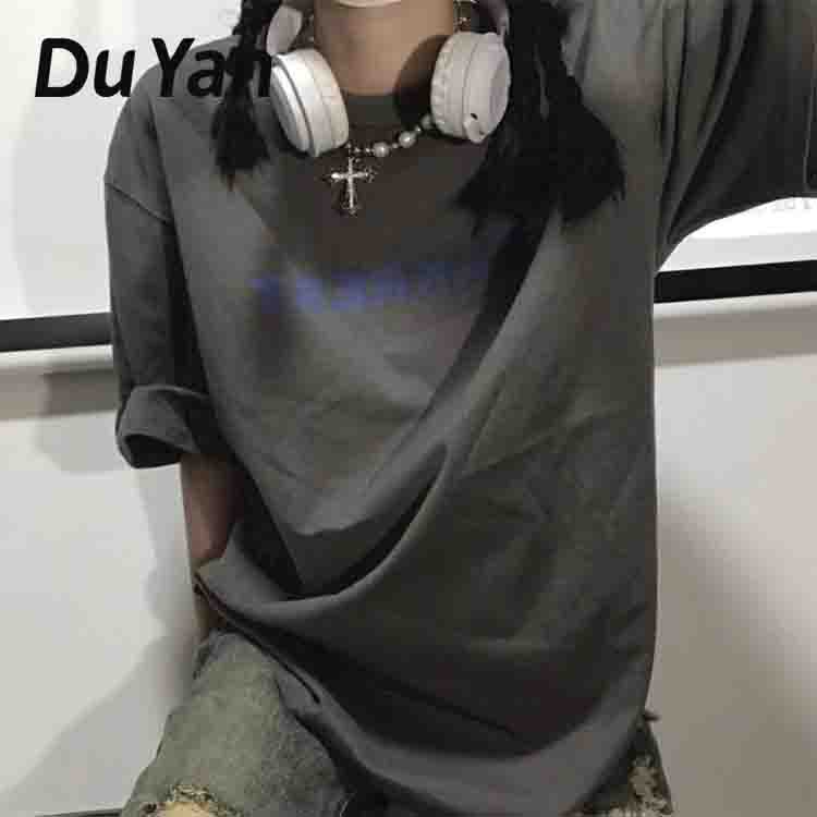 Áo Thun Nữ Ngắn Tay Cổ Tròn In Chữ