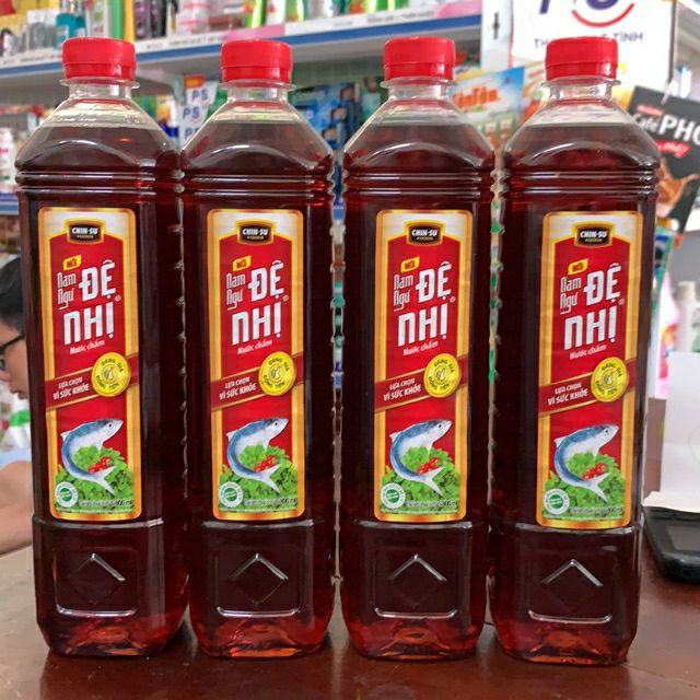 Nước mắm Nam Ngư Đệ Nhị chai 800ml