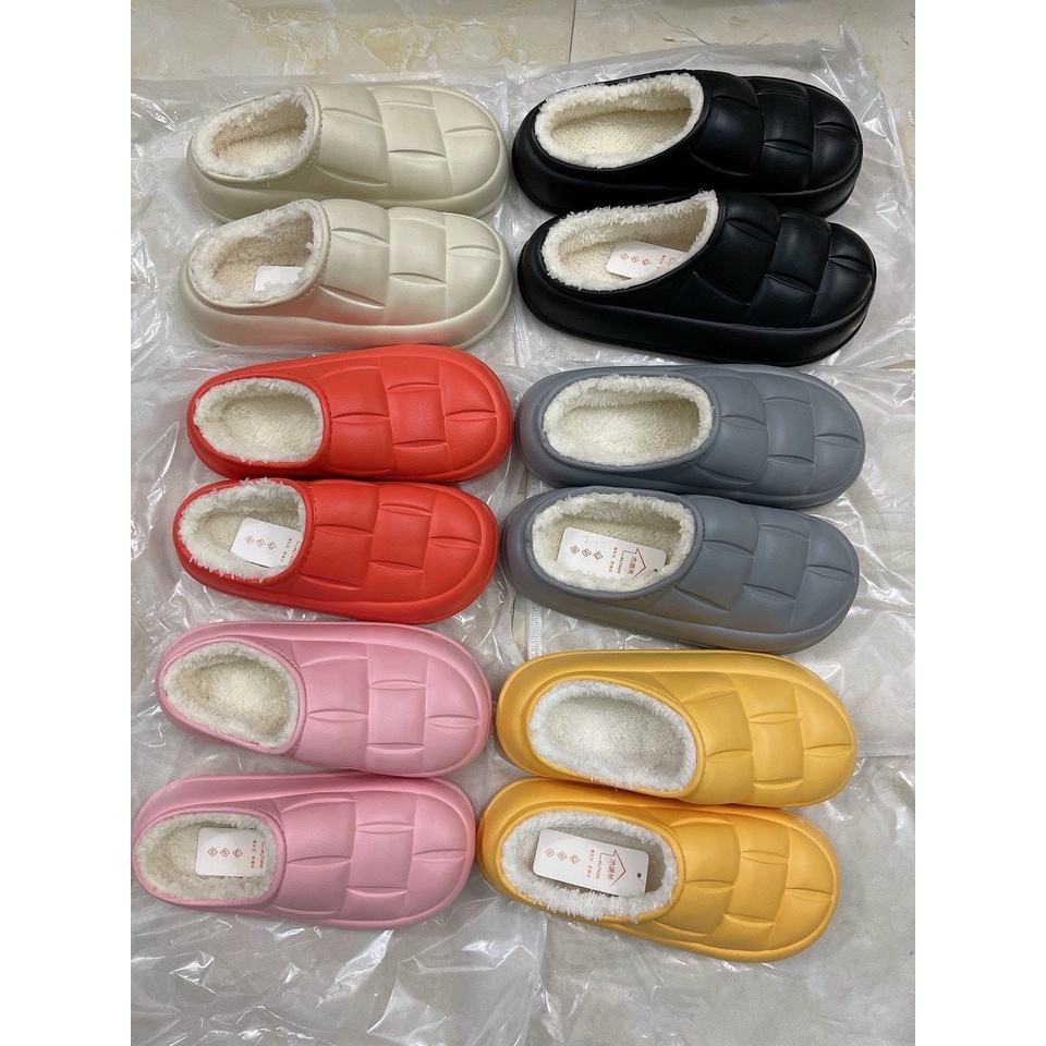 Dép sục lót lông đế cao su cao 4cm chống nước , giữ ấm bàn chân.