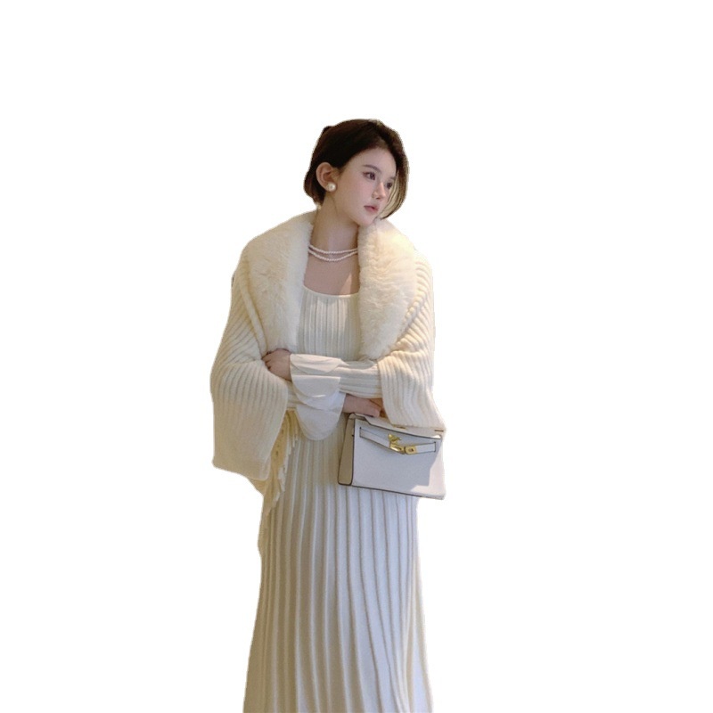 Winter New Product Spot Second Shot Pure Desire Wind Long Sleeve Knitted Dress Women's Autumn and Winter 2023 New Temperament Medium Long Knitted Dress Long Sleeve Fur Neck Knitted Cardigan Coat