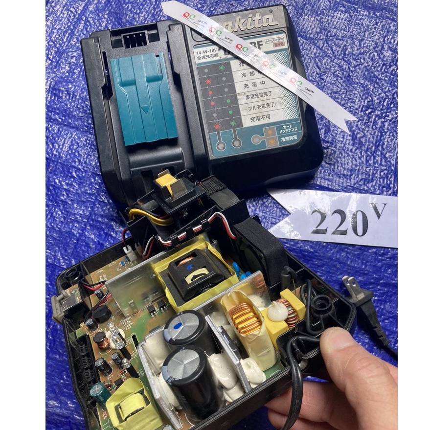 Sạc zin Makita DC 18RF lên điện 220v cho pin zin 14,4v >>18v