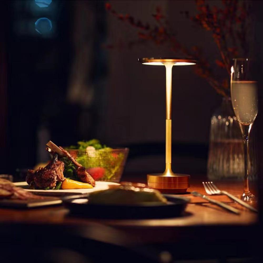 YIYU Đèn Ngủ Để Bàn TYLER1 Bằng Nhôm Sạc USB Tiện Dụng Trang Trí Phòng Khách