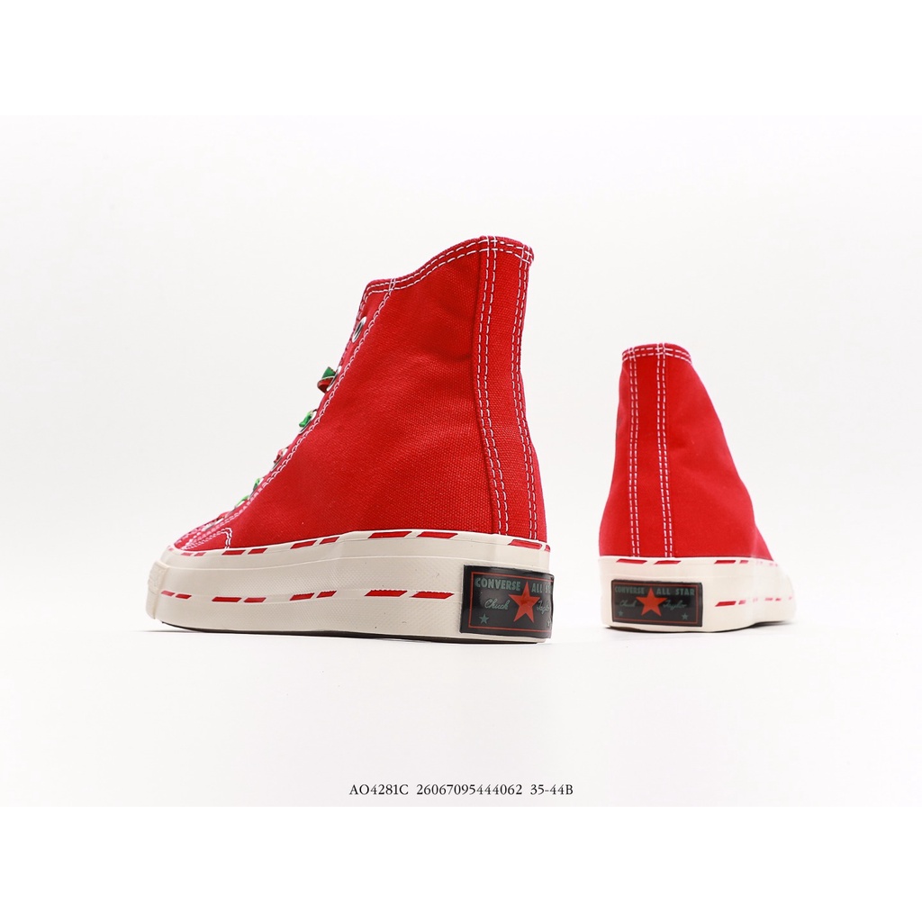 Giày thể thao Converse phiên bản giáng sinh màu đỏ